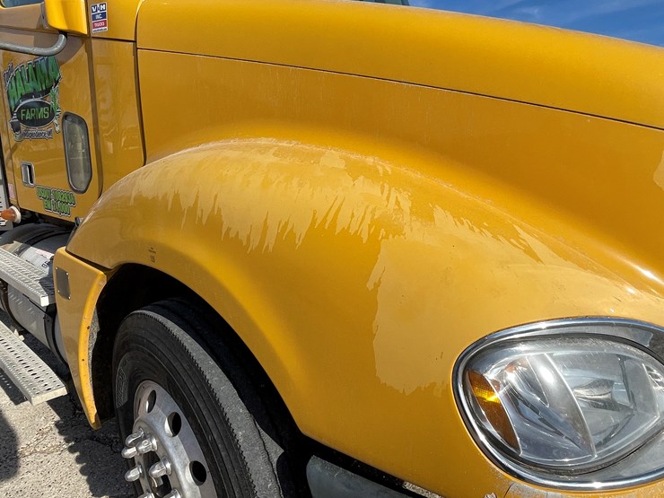 #6036-•-2009-freightliner-semi-(wi-title-in-delay)-image-12