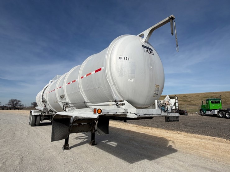 2014-brenner-210-bbl-crude-trailer-w/-pump-image-3