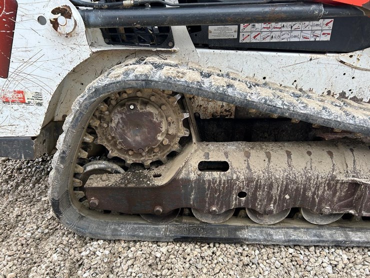 2022-bobcat-t550-image-14