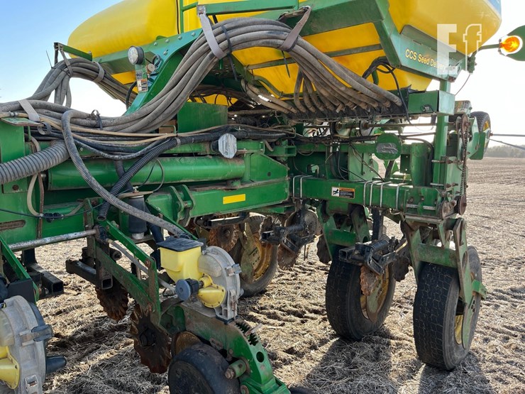 john-deere-1770nt-image-11