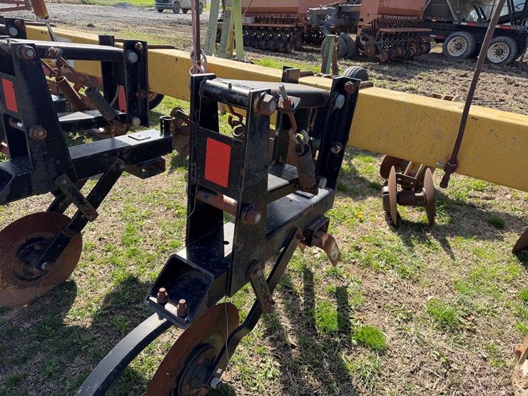 2000-landoll-2000-image-17