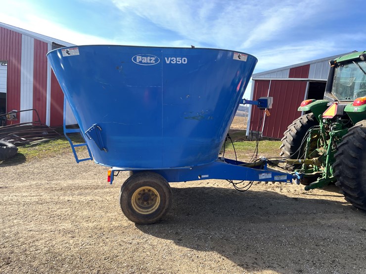 #6014-•-patz-v350-mixer-wagon-image-4