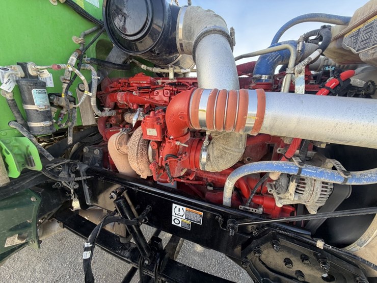 2021-peterbilt-367-image-13