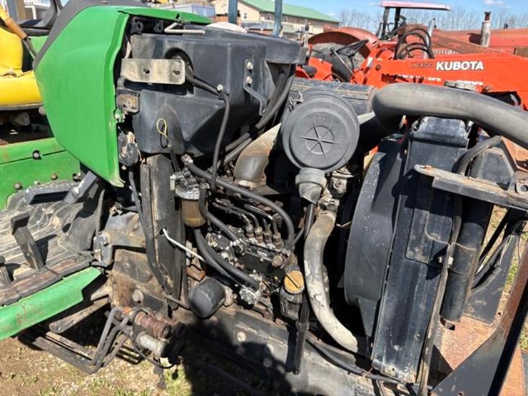 john-deere-4700-image-12
