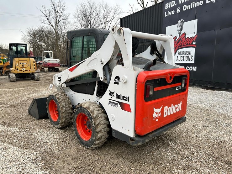 2020-bobcat-s570-image-2