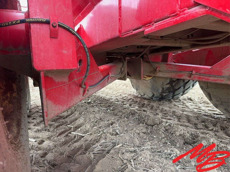 2016-nuhn-quad-train-image-39