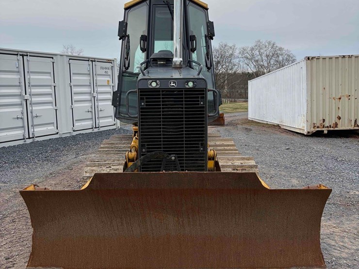 2005-deere-450j-lt-image-2