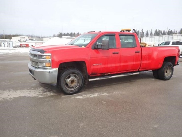 2019-chevrolet-silverado-3500hd-image-1