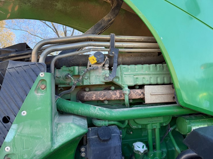 2007-john-deere-8230-image-32