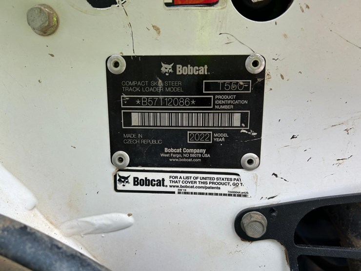 2022-bobcat-t550-image-16