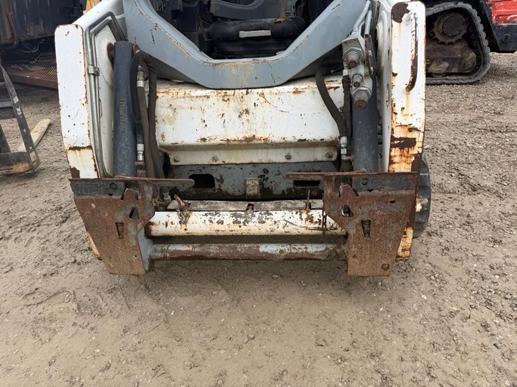 2016-bobcat-t450-image-9