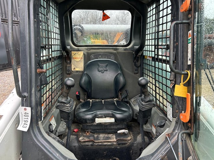 2017-bobcat-s650-image-17