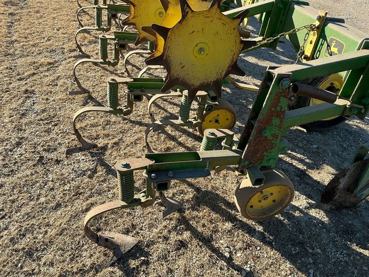 john-deere-825-image-5