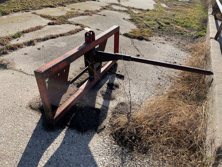 #6050-•-skid-steer-mount-bale-mover-image-4