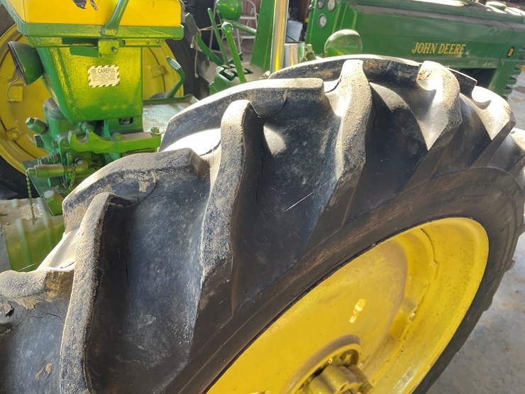 1952-john-deere-b-image-30