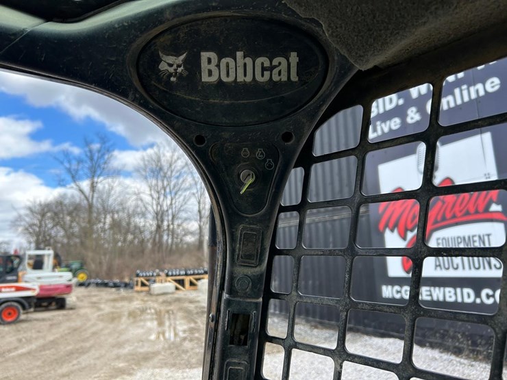 2022-bobcat-t550-image-24