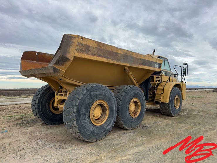 2007-caterpillar-740-image-5