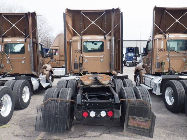 2022-kenworth-t680-image-9