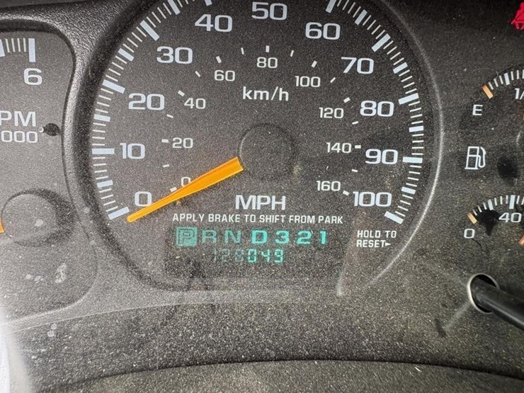 2000-chevrolet-1500-image-11