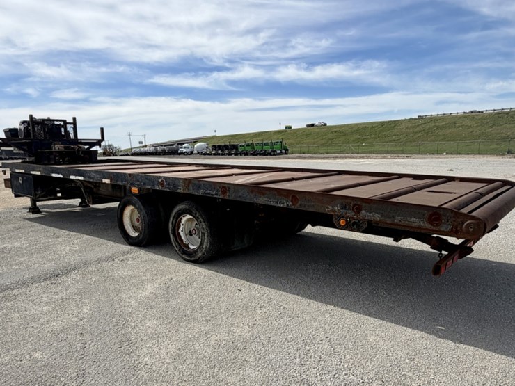 2008-r&r-flatbed-winch-trailer-image-7