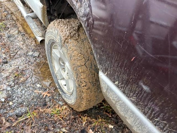 2004-dodge-ram-1500-image-9