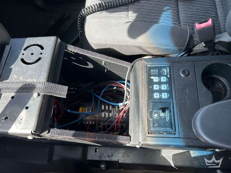 2017-chevrolet-tahoe-image-18