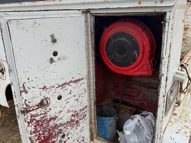 1999-dodge-ram-2500-image-11