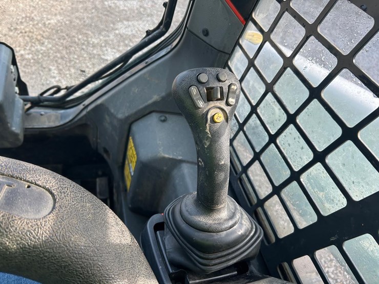 2020-bobcat-t76-image-20