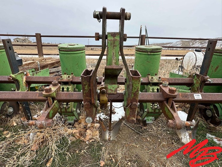 john-deere-71-image-15