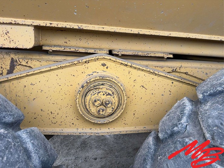 2007-caterpillar-740-image-35