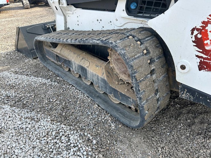 2023-bobcat-t770-image-17