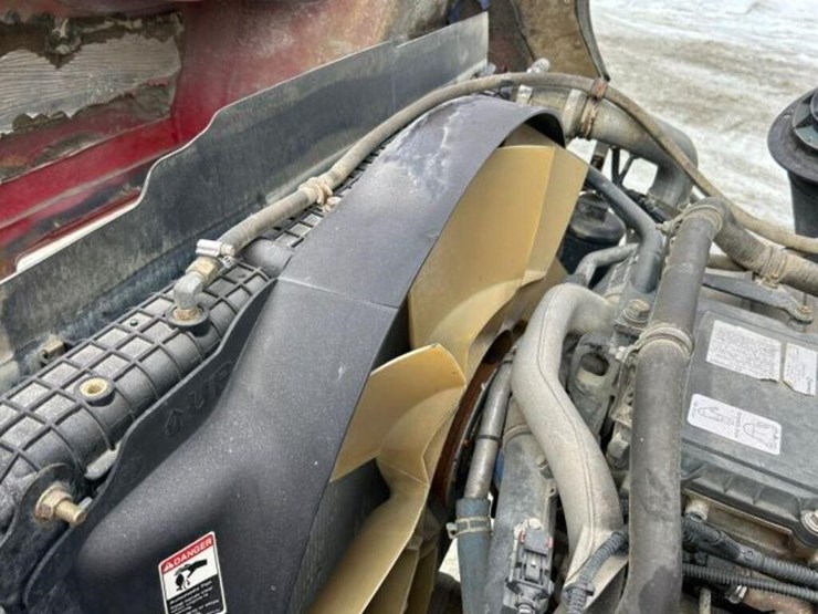 2017-western-star-4700-image-33