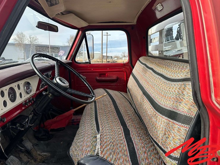 1971-ford-600-image-24