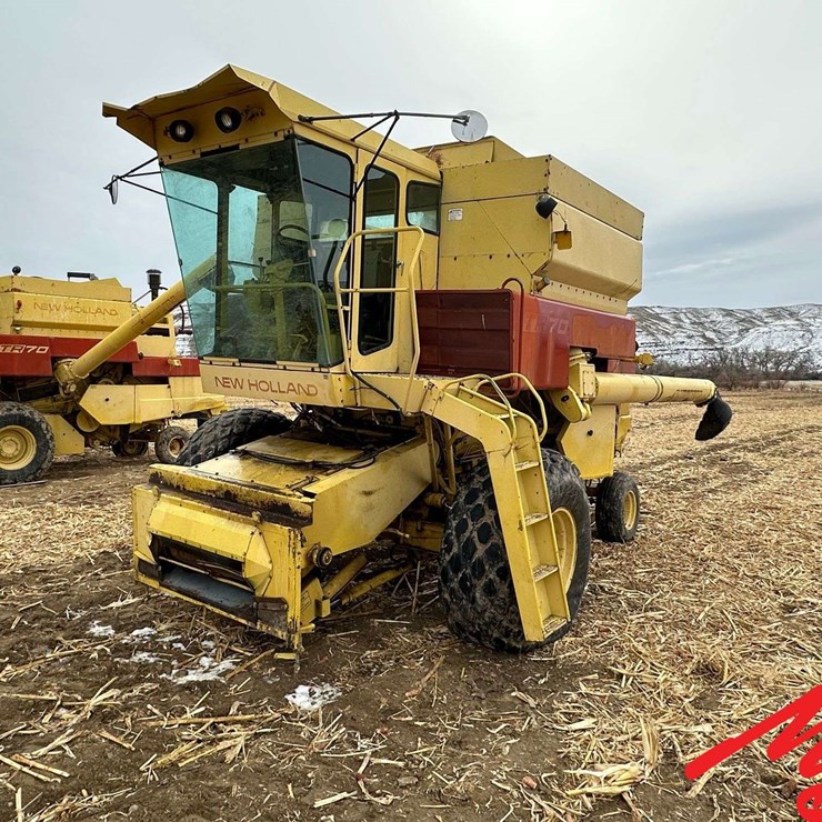 NEW HOLLAND 70
