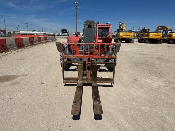 2018-skyjack-sj1056-image-3