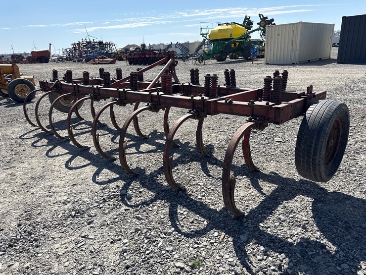 international-15-image-3