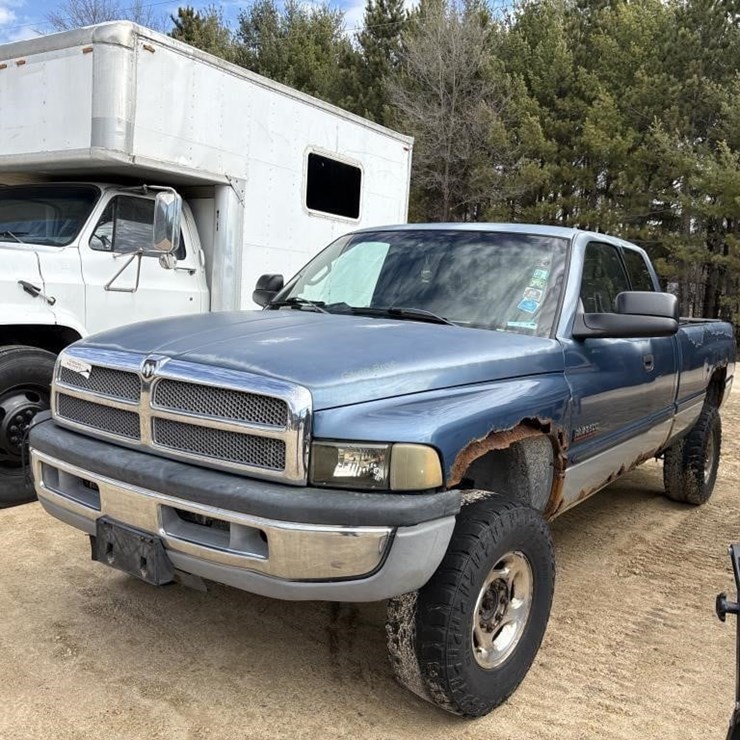 2002 DODGE RAM 2500