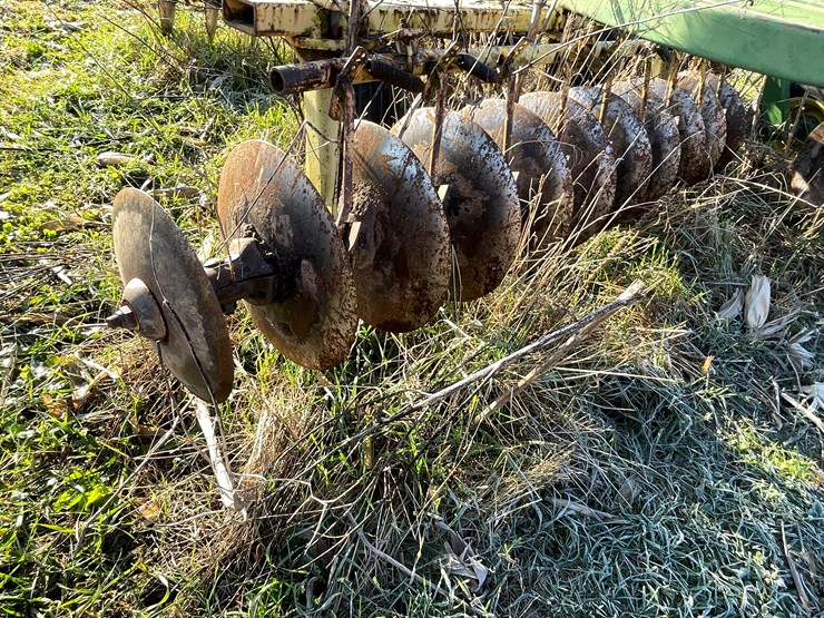 john-deere-210-image-15