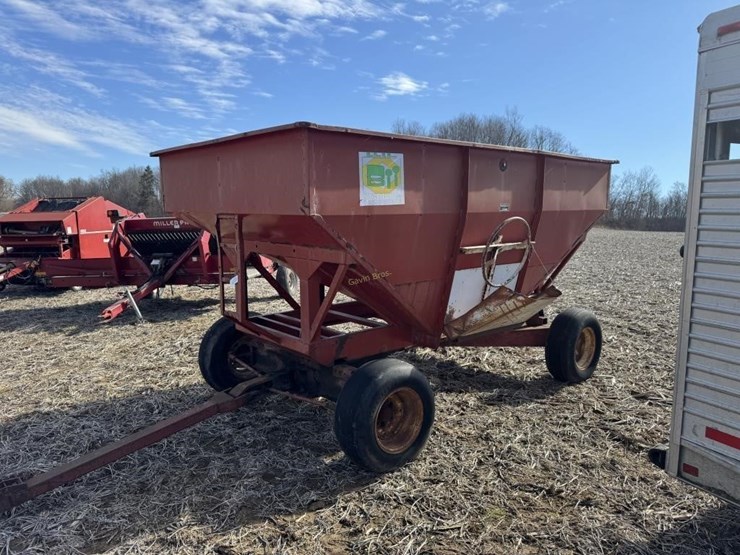 bii-335-delux-gravity-box-&-geat---off-site-image-1