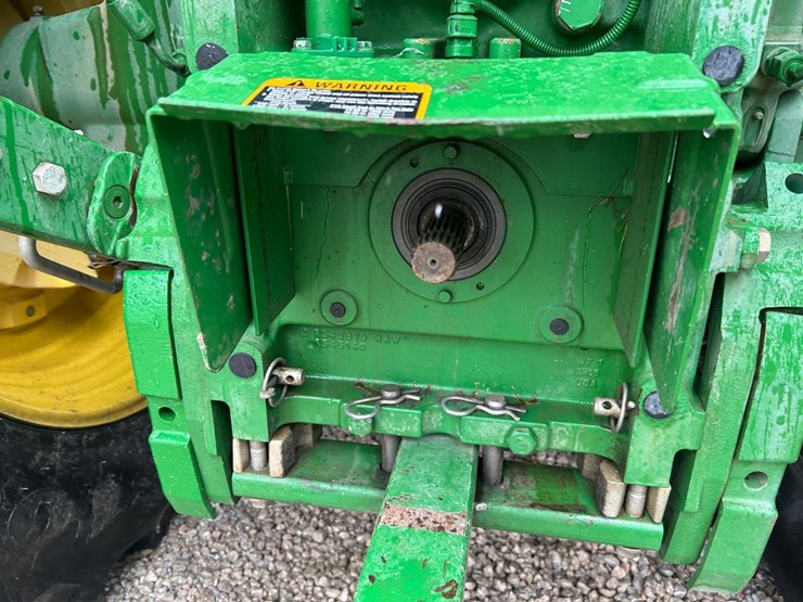 2019-john-deere-6155r-image-16