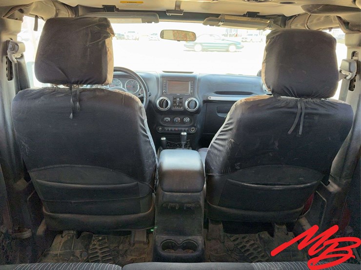 2012-jeep-wrangler-image-47