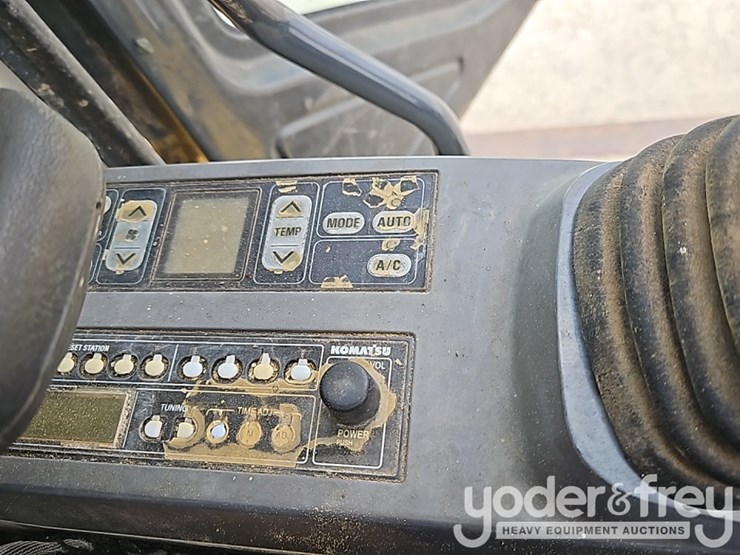 2003-komatsu-pc270-7-image-44