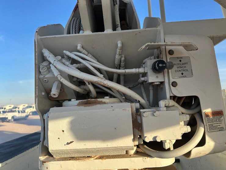 2012-international-durastar-4300-image-8