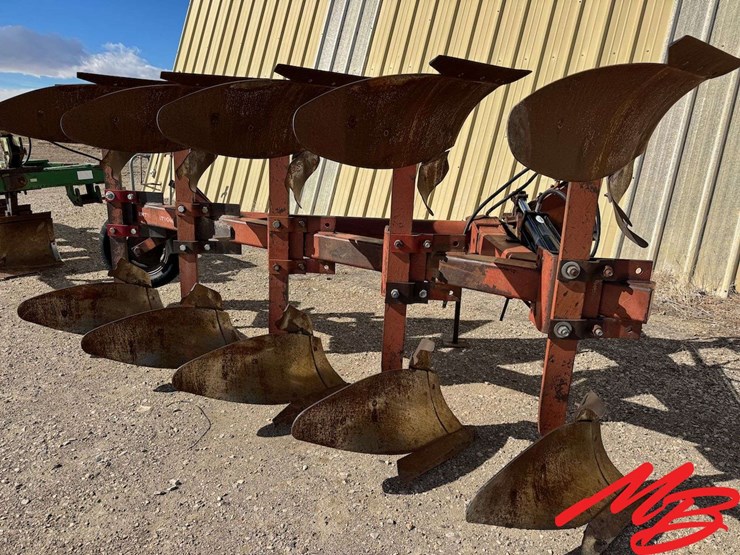 international-155-image-1