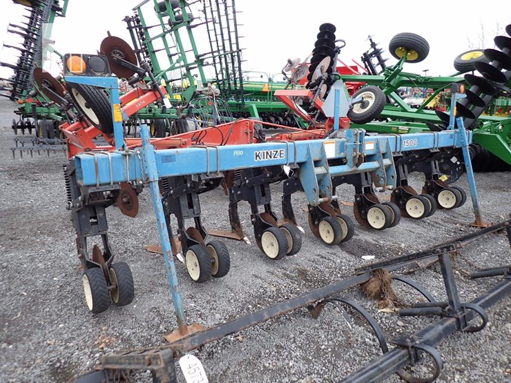 kinze-1500-image-1