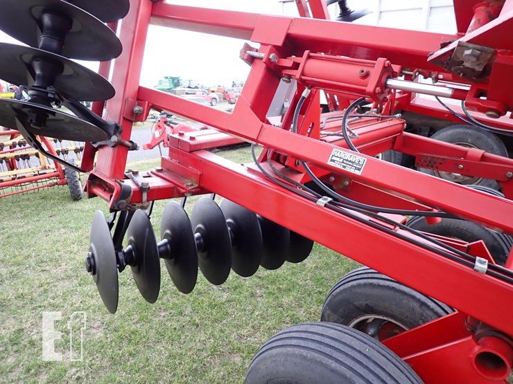 case-ih-3950-image-8