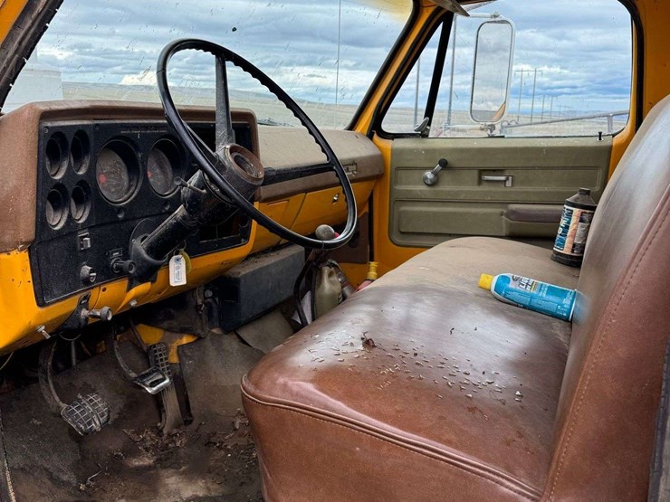 1973-chevrolet-c65-image-9