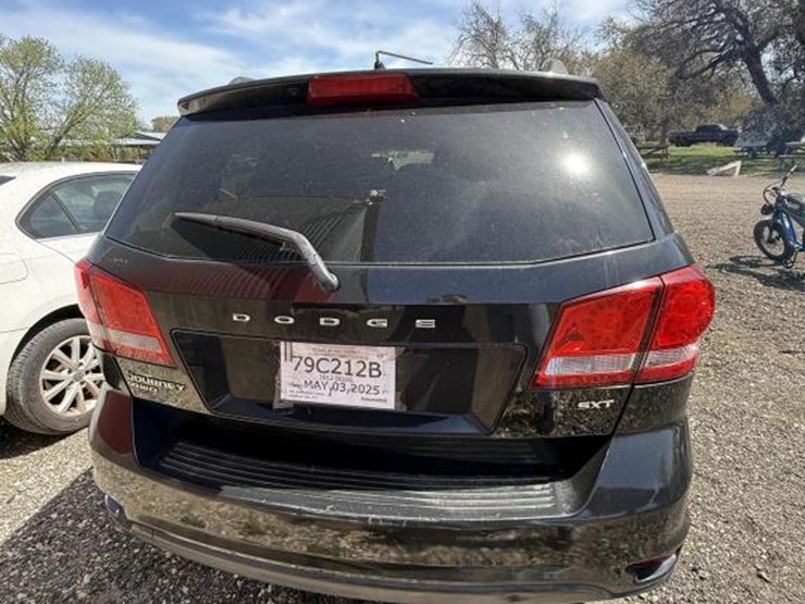 2012-dodge-journey-sxt-image-7