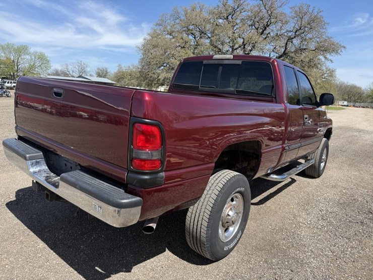 2001-dodge-ram-2500-image-9