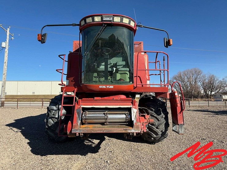 case-ih-2388-image-5